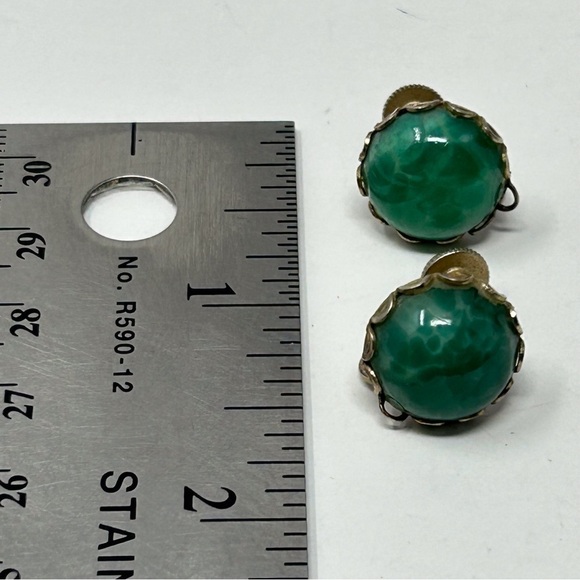 Vintage Faux Green Marble Stone Round Screwback Earrings Silver Tone - Picture 7 of 7